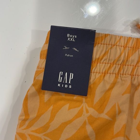 NWT Boys Gap shorts - Picture 5 of 5